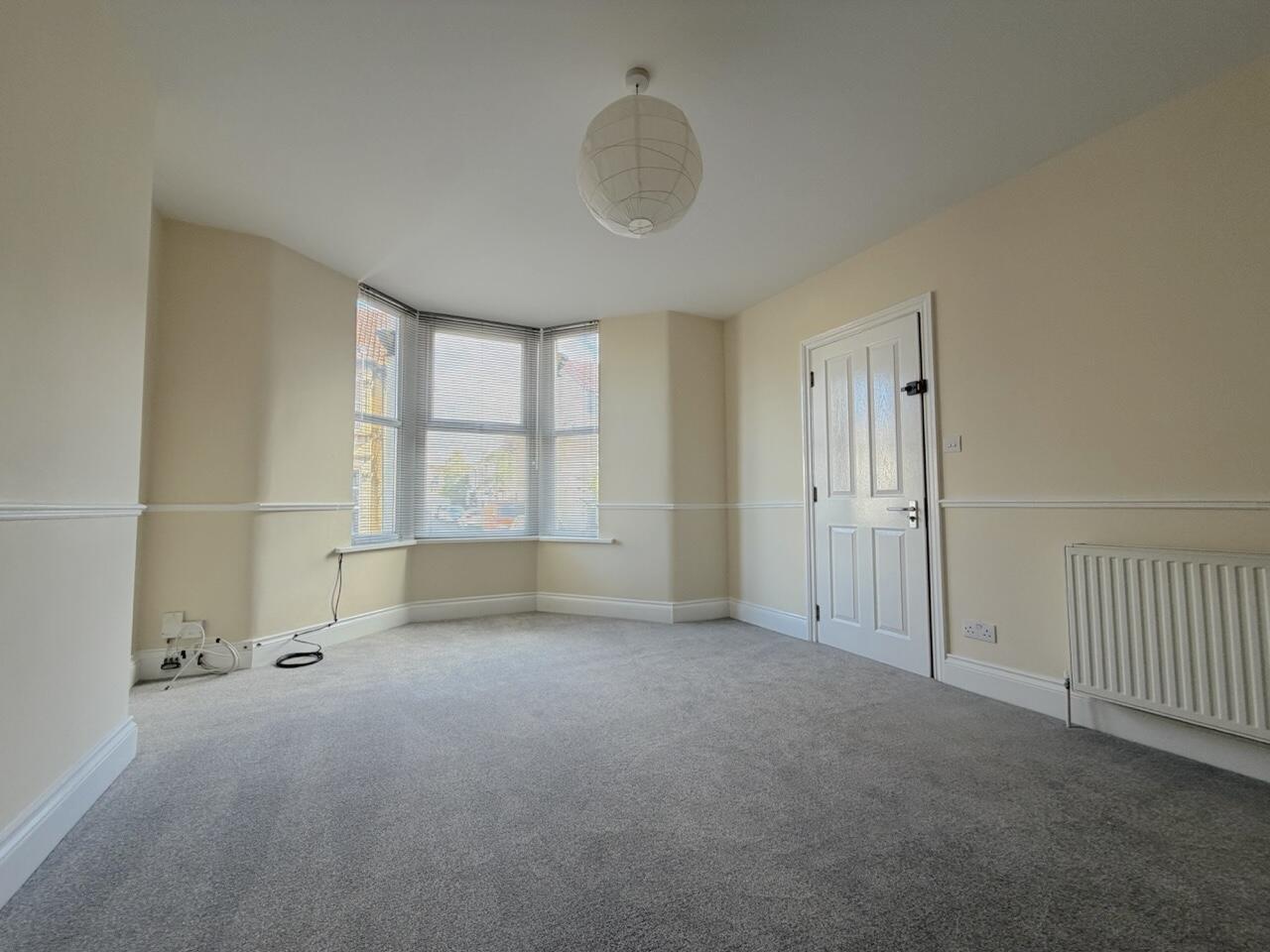 2 bed property in Gilbert Road, Bristol